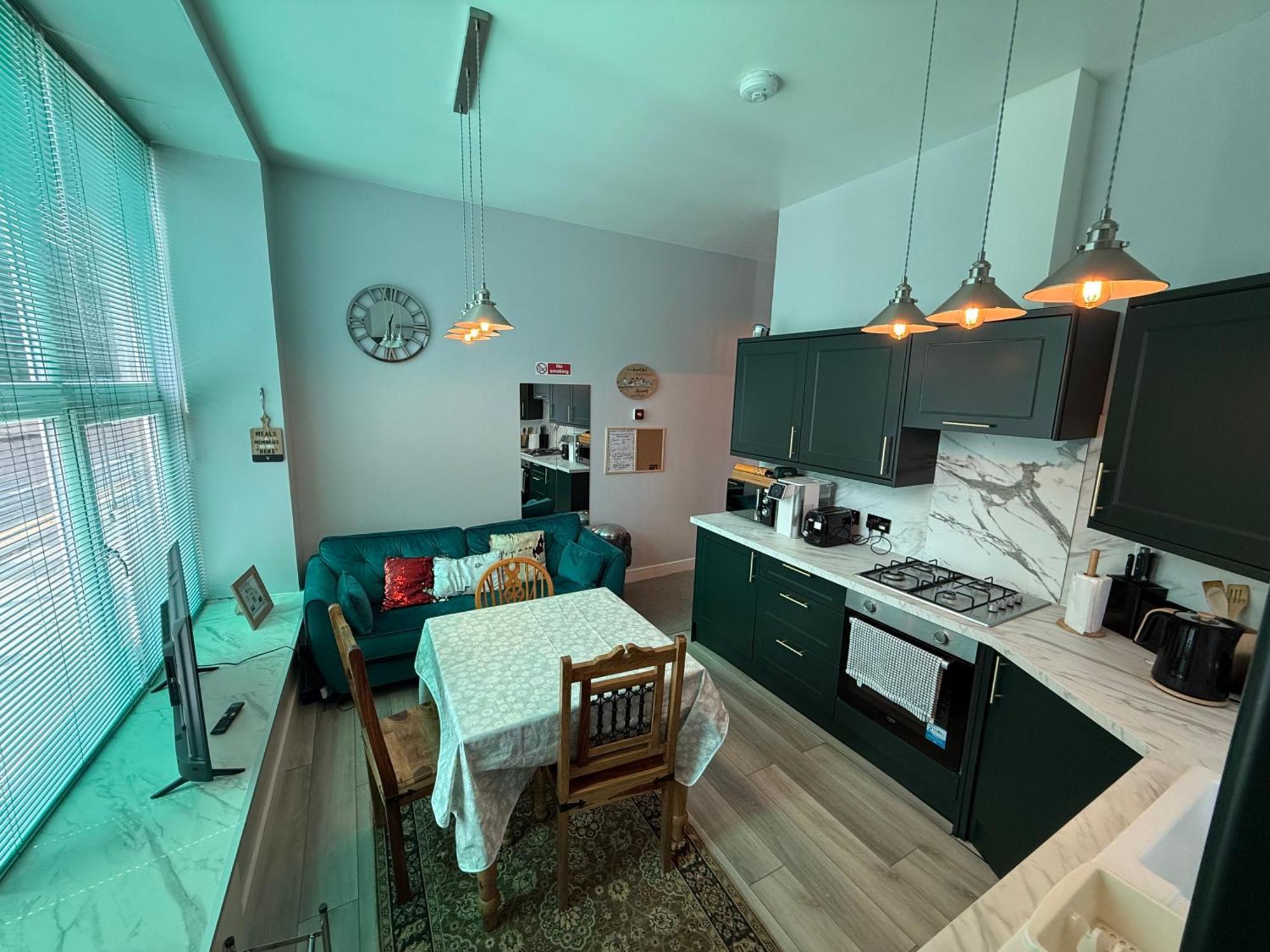 Victoria'S Dream Apartment Абърдийн Екстериор снимка